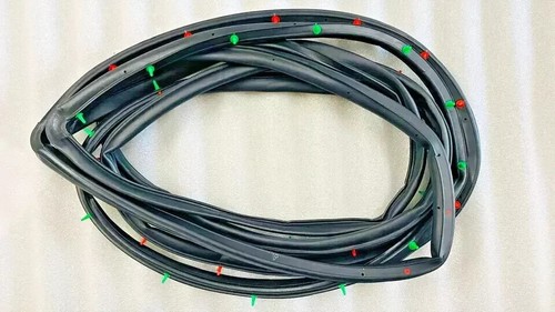 Drover door seal - seal, run