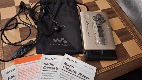 Sony walkman fx675 radio - sony,
