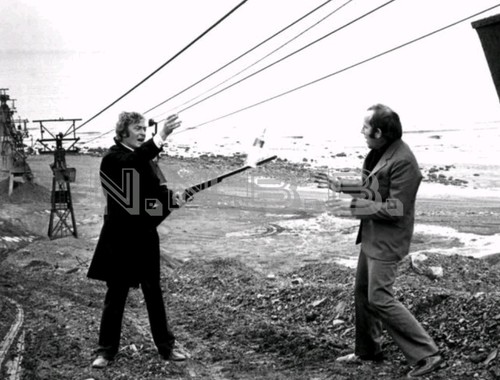 Michael caine ian hendry - michael,