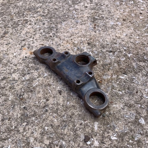 Triumph pre unit top yoke - unit,