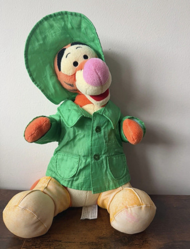 Disney winnie the pooh tigger - winnie,