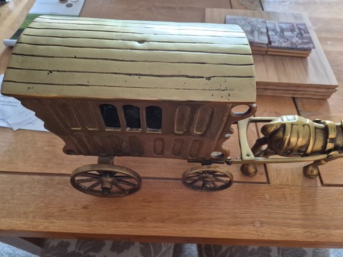 Brass ornaments horse and cart - brass,