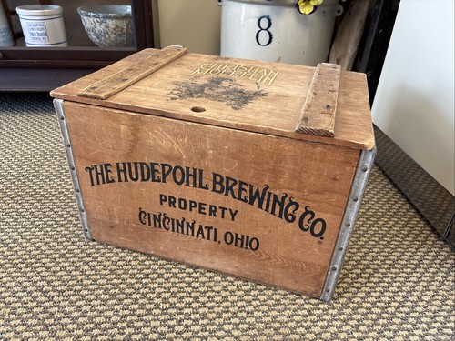 Vintage wooden beer - vintage, crate