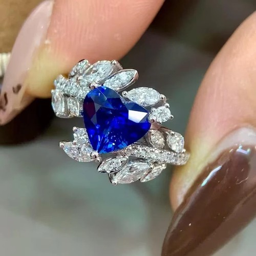 30ct heart cut - 4.30ct, natural