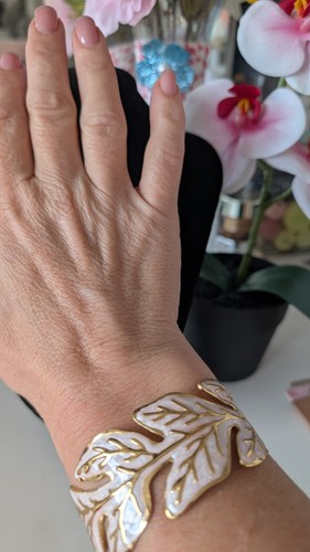 Beautiful cream bracelet - bracelet, cuff