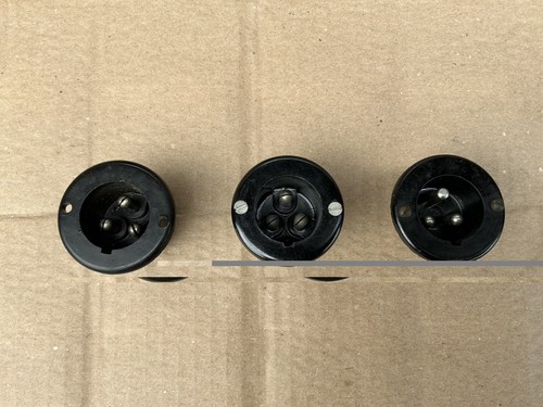 Bulgin round pin sockets - x,