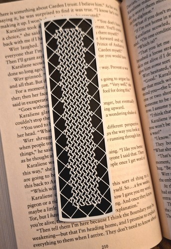 Personalised black and white - black,