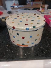 Large Emma Bridgewater Cake