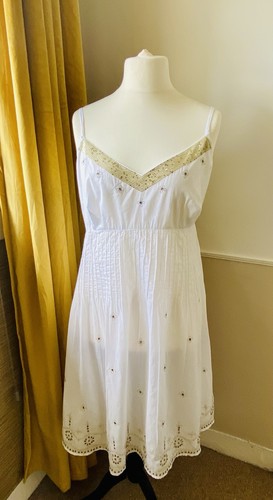 Vintage monsoon white - vintage,