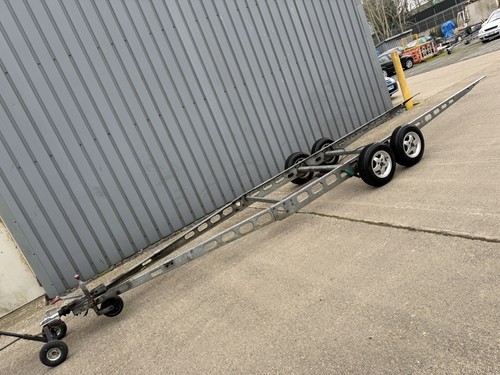 Alko twin axle braked trailer - twin,