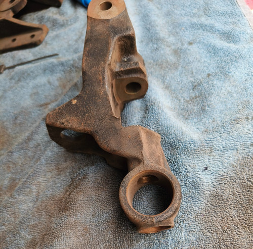 Front suspension spindle - suspension, fiat