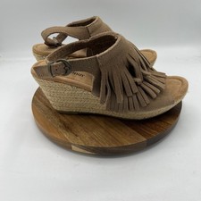 Minnetonka Tan Suede Fringe