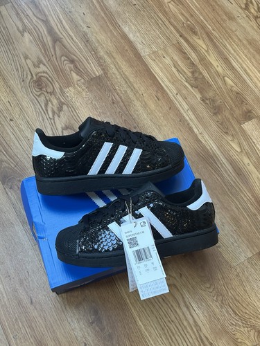 Adidas black white - 🔥adidas,