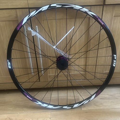 Mountain bike wheel - mountain,