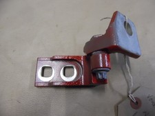 5097 D7B VAUXHALL CORSA D 5 DOOR N/S PASSENGERS SIDE FRONT TOP DOOR HINGE IN RED
