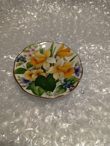 Bone china small plate - small, with