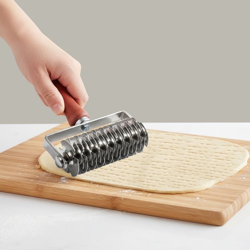 Sharp multi blade pastry - sharp,
