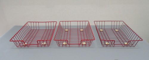 Vintage hago red plastic - ?,