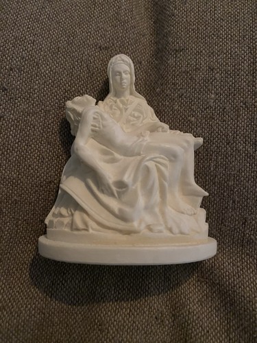 Michelangelo pietà white - michelangelo,