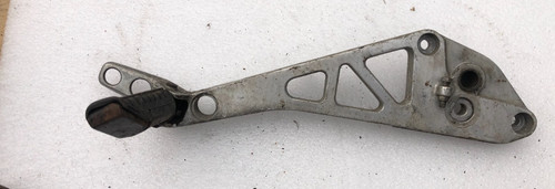 Honda vt250f rhs foot peg - honda,
