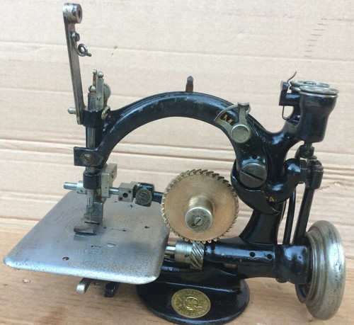 Willcox and gibbs picot chain - gibbs,