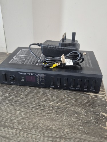 Yamaha r100 digital reverb - yamaha,