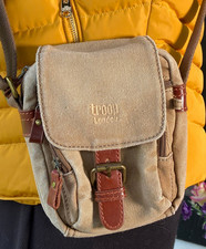 Troop London Small Classic Super Strong Canvas Cross Body Shoulder Bag