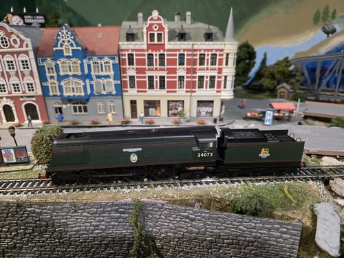 Hornby battle britain - br,