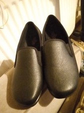 Unisex BRAND New Size 9 Black