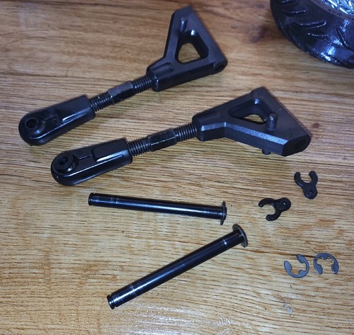 2wd rear upper arms - rear,
