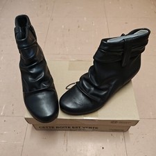 Clarks Matron Ella Ladies Wide