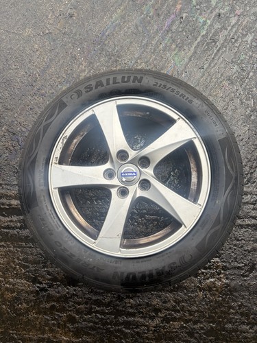 Volvo v40 alloy wheel - 16”alloy, and