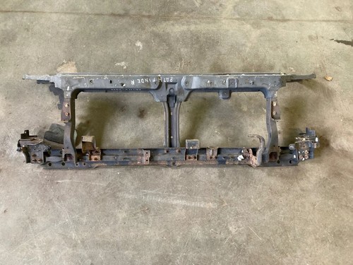 Breaking nissan pathfinder r51 - nissan,