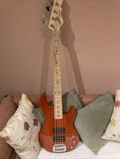 G&L L2000 Tribute Bass In Trans Orange flamey maple neck 