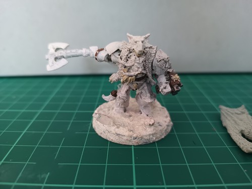 Logan grimnar resin - logan,