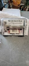 Gillette Adjustable Safety