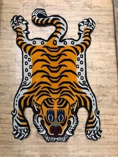  Hand knotted Traditional