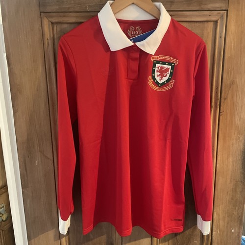 Bnwt wales adidas - fa,