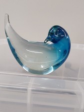 Rare MURANO OPAQUE GLASS BIRD Fantastic condition) 5-6cm TALL