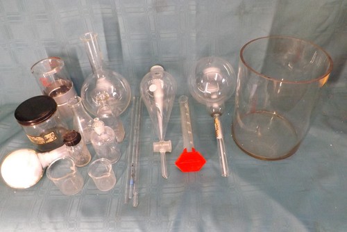 Vintage lot chemistry - vintage,