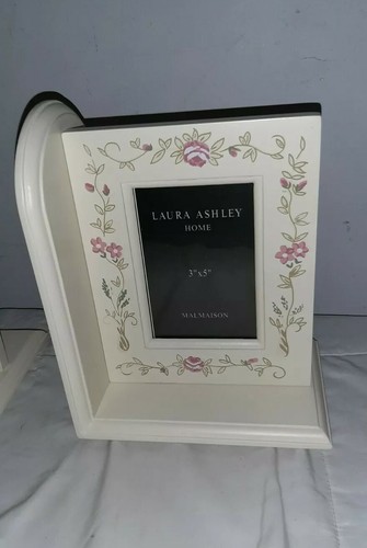 Laura ashley bookend with 3x5 - ashley,