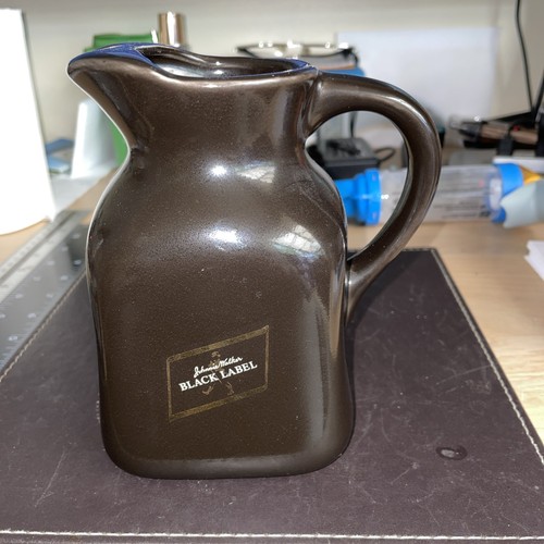 Johnnie walker black label - johnnie,