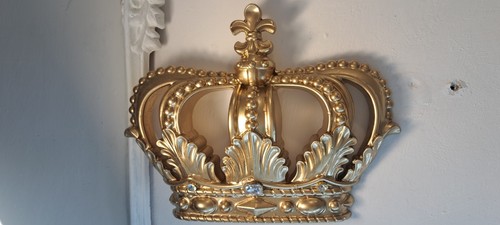 Crown homr decor - crown,