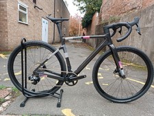 Scott Addict Gravel 30 Carbon Black SML Sram Rival AXS £2499!!