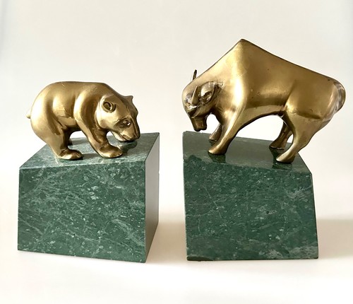 Bull bear book ends stock - &,