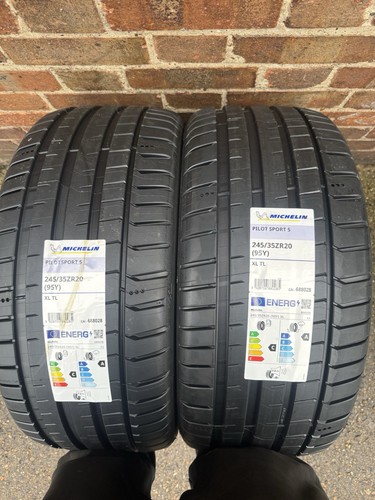 2453520 michelin pilot - 2x,