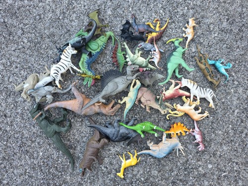 Job lot dinosaur figures - lot, of