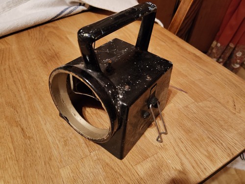 Bardic lamp parts - lamp, police