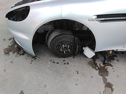 Wheel hub aston martin - aston,