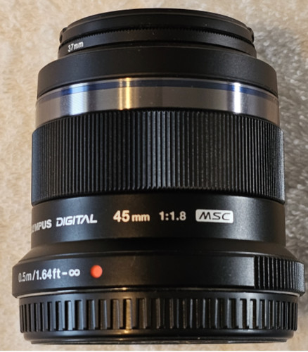 Zuiko 45mm 8 lens - 45mm, f1.8